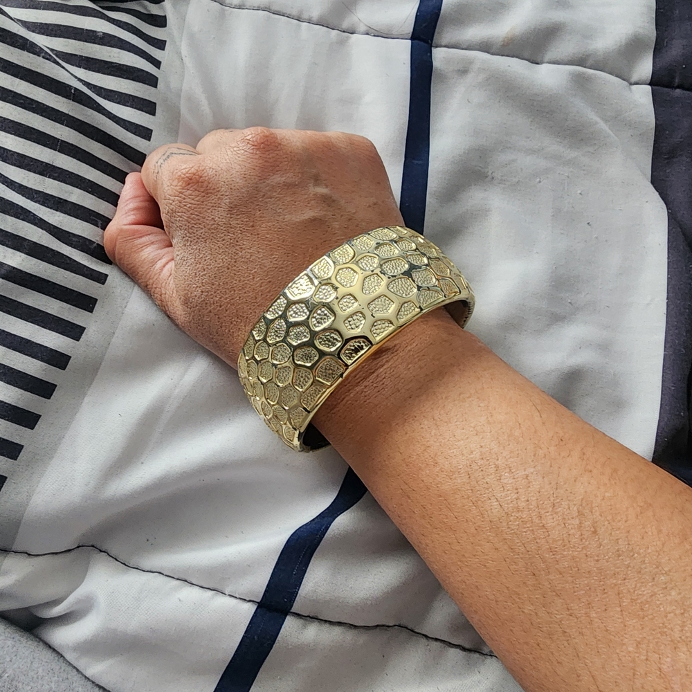 Source Unknown Gold Textured Bracelet